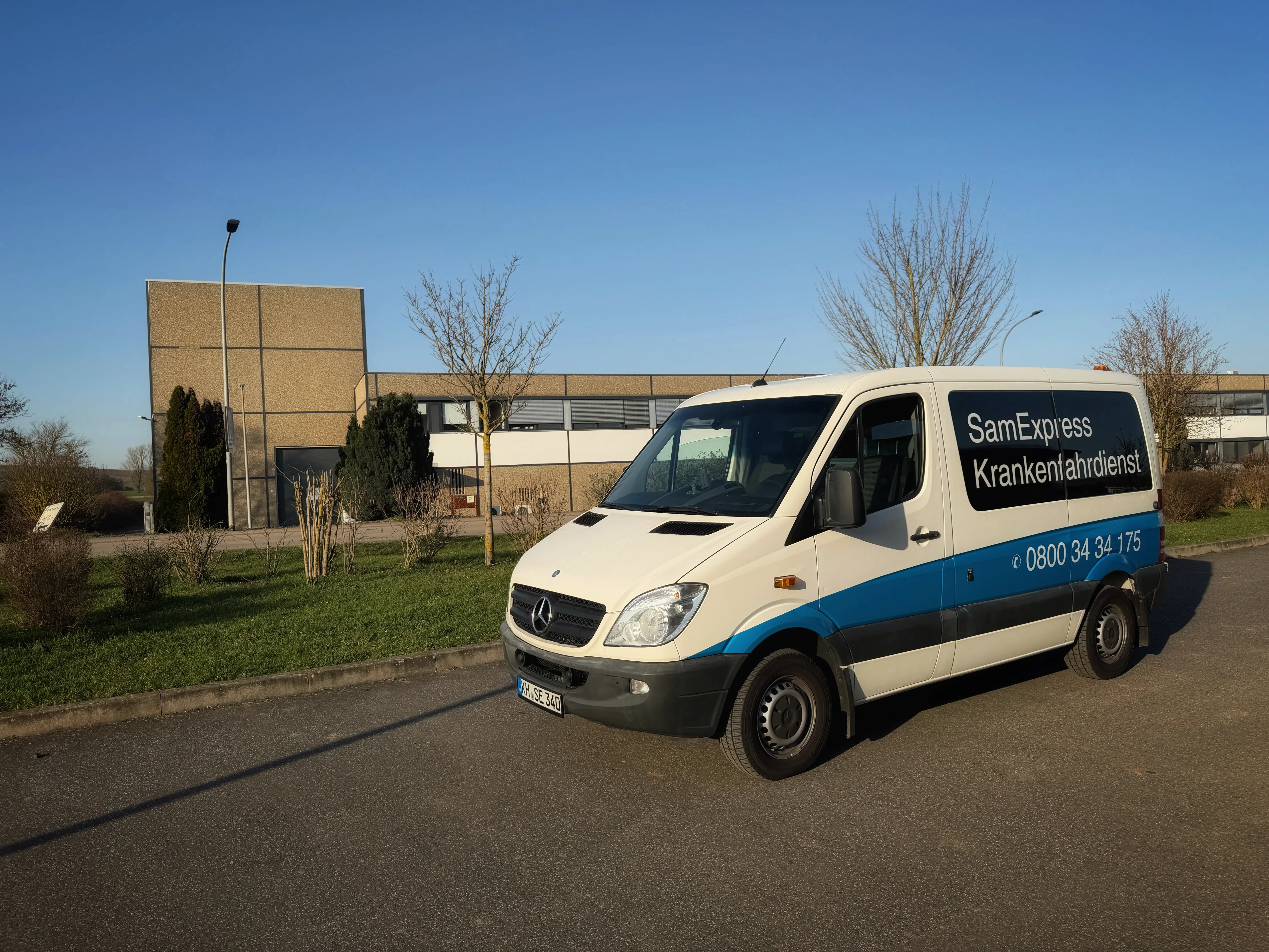 SamExpress Krankenfahrdienst Fahrzeug